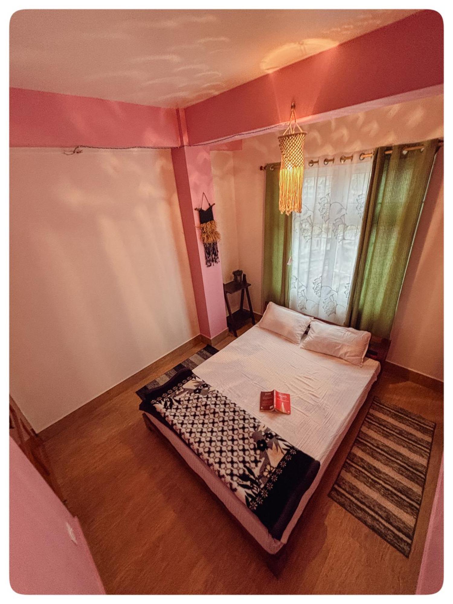 Stargaze Backpackers Shillong Hostel Buitenkant foto